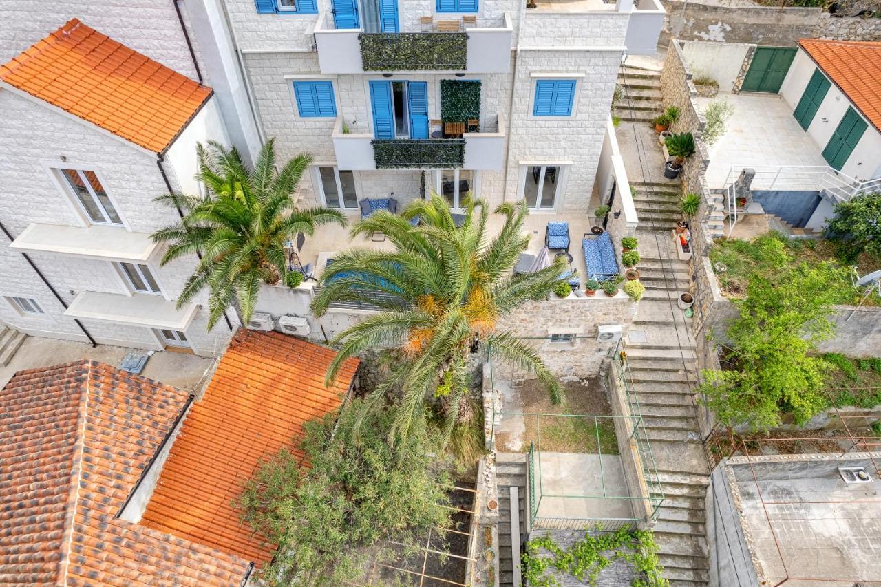 Villa Capitis In The Center- Luxury Apartment With Swimming Pool Hvar Town Exterior photo